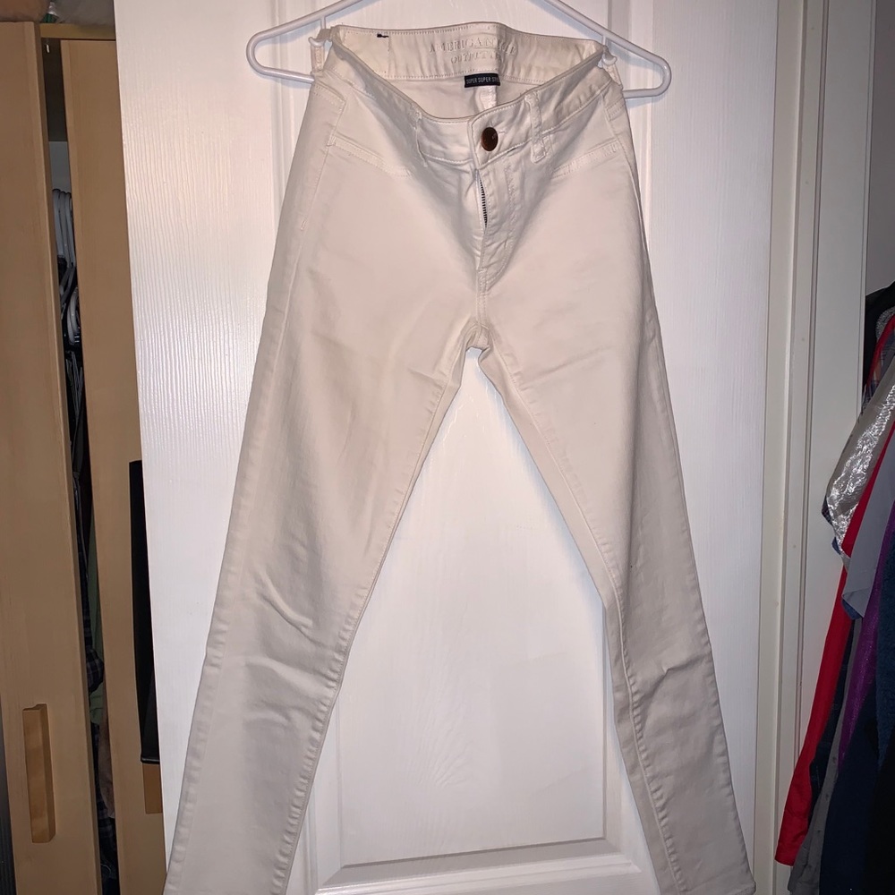 AE White Jeggings